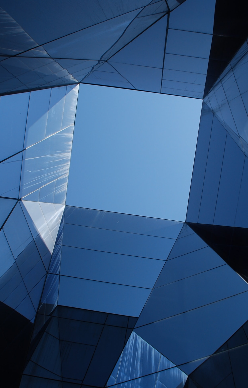 EFAMA's reply ESMA’s CP on Guidelines for reporting under Articles 4 & 12 SFTR